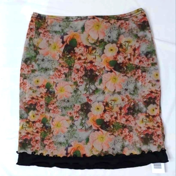 Y2K Sheer Floral Print Micro-Mini Skirt in Size Small by Urban Outfitters. - Picture 1 of 5